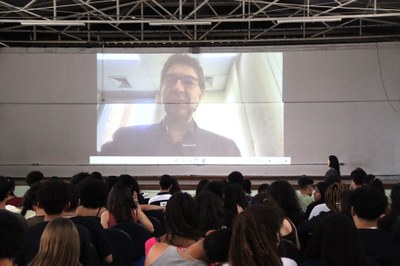 Projeto MPF pela Educação Social leva vídeo de procurador regional Eleitoral de SP para escola pública